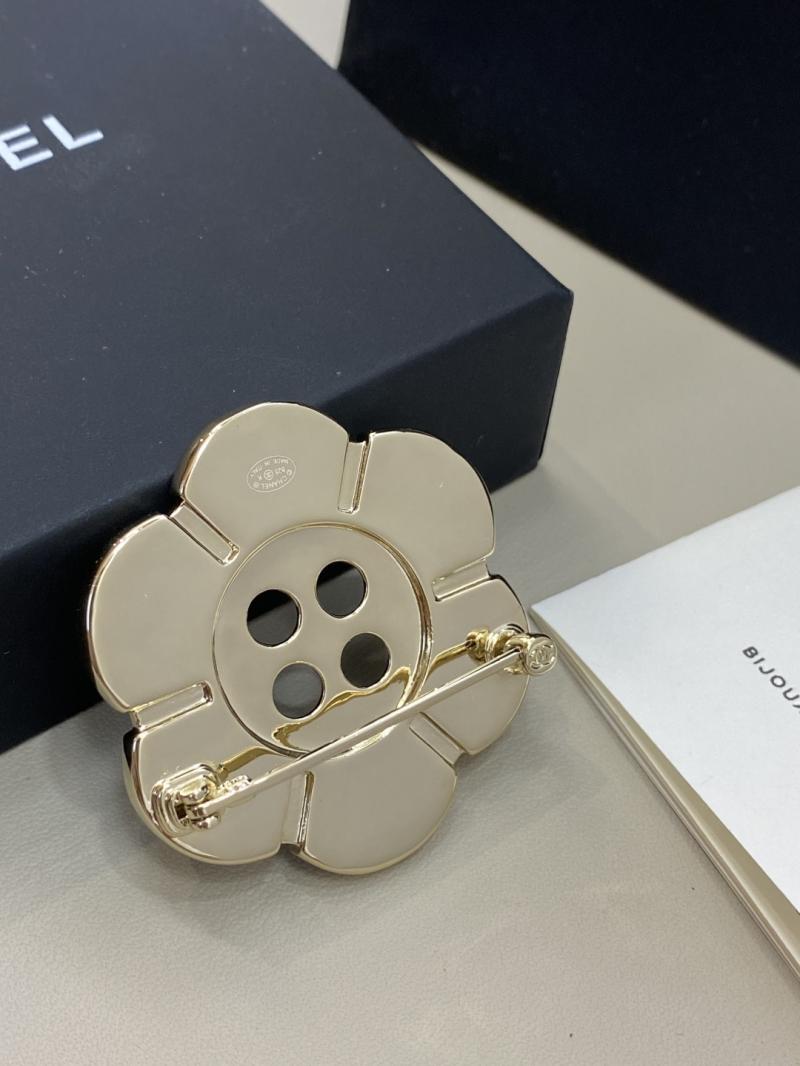 Chanel Brooch YCB111206