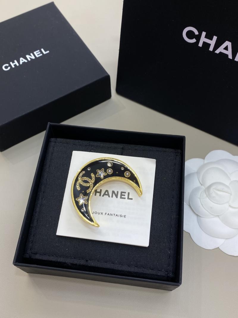 Chanel Brooch YCB111207