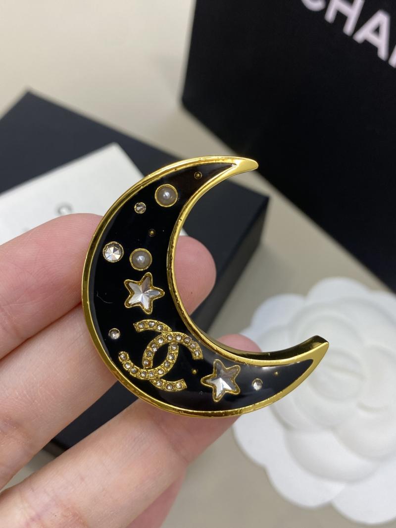 Chanel Brooch YCB111207