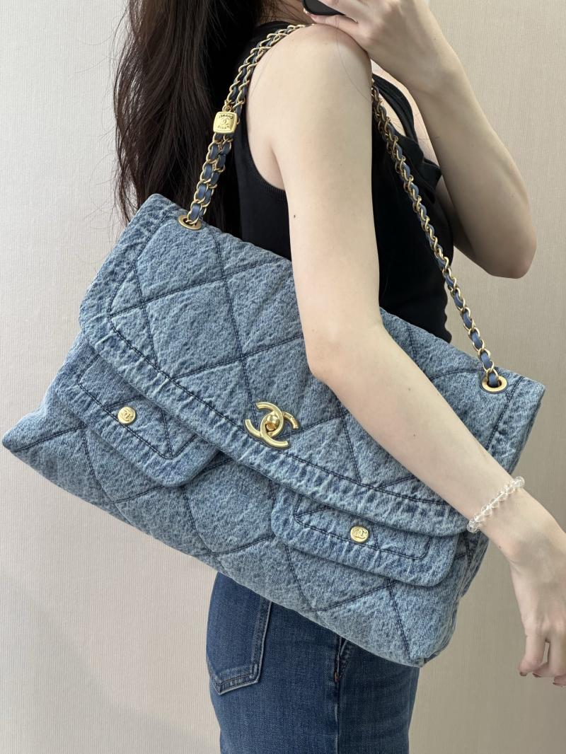 Chanel Denim Maxi Flap Bag Blue AS5727