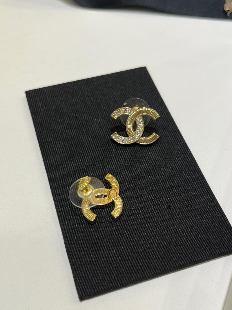 Chanel Earrings YCE102502