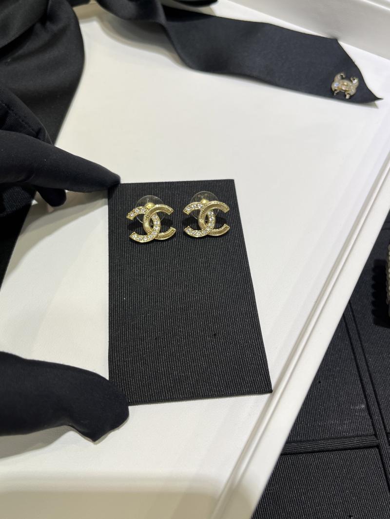 Chanel Earrings YCE102502