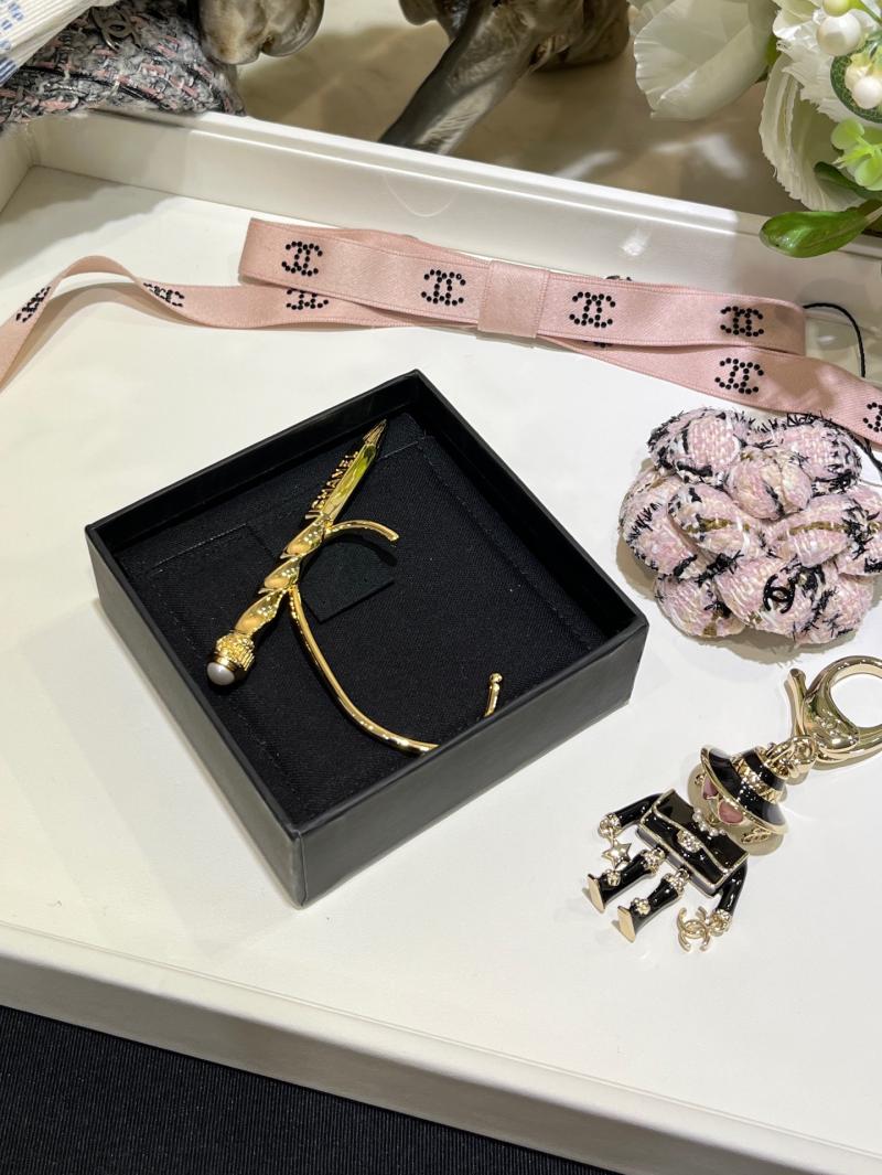 Chanel Earrings YCE102506