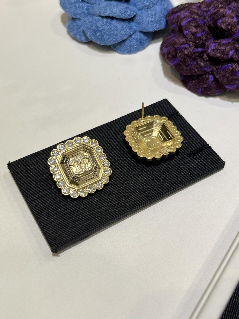 Chanel Earrings YCE102601