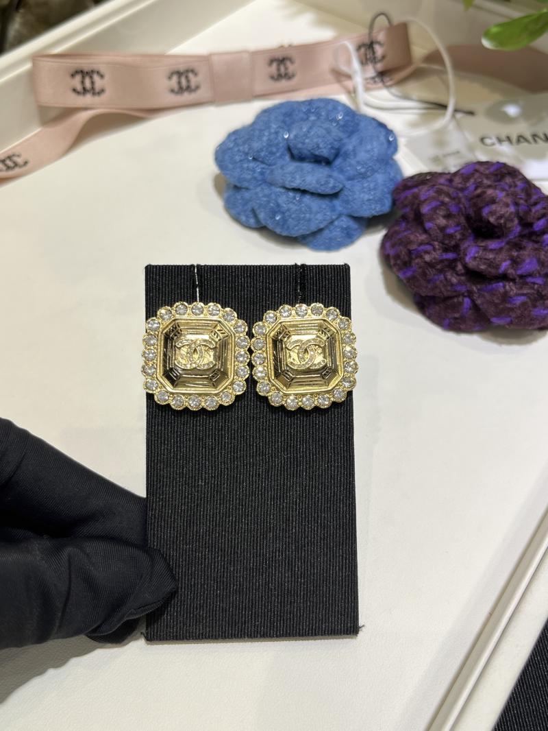 Chanel Earrings YCE102601