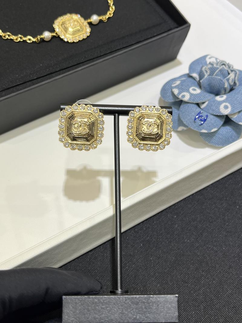 Chanel Earrings YCE102601