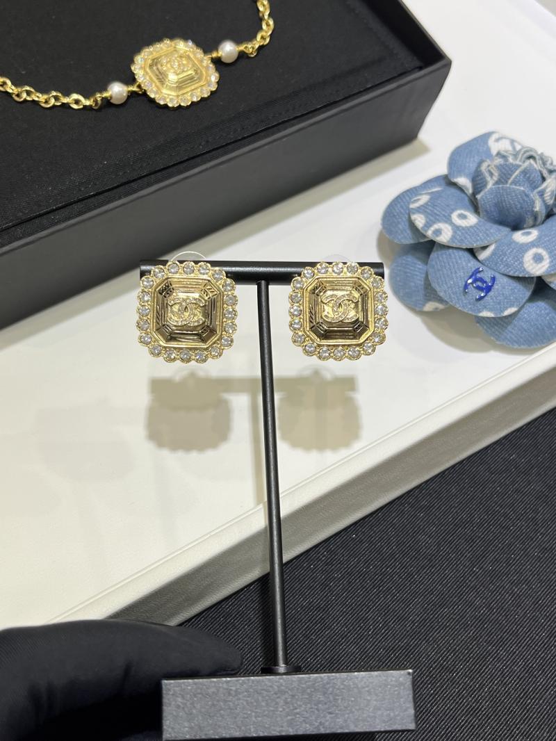 Chanel Earrings YCE102601
