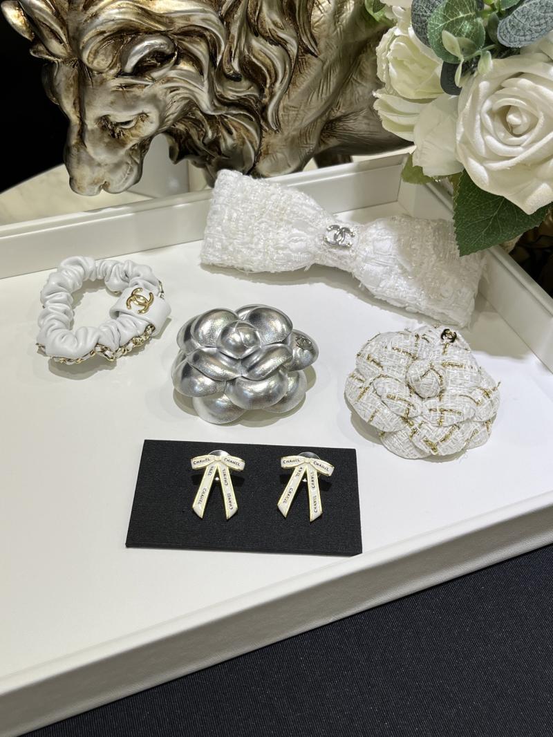 Chanel Earrings YCE102602