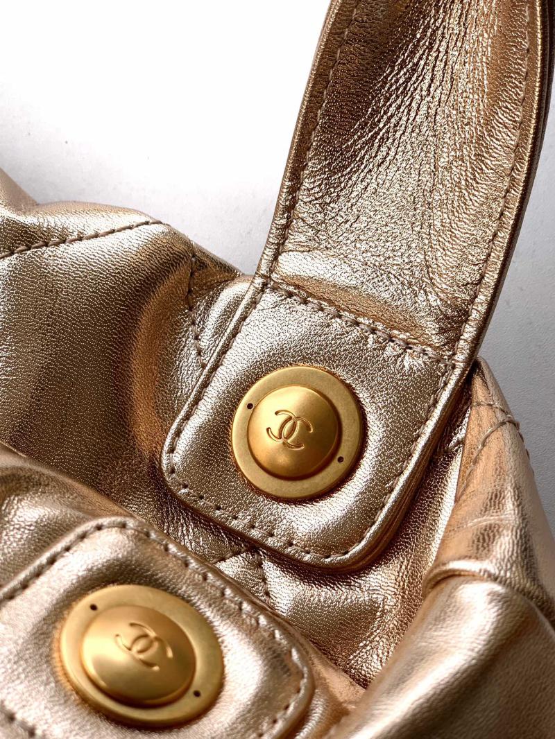 Chanel Lambskin Bow bag Gold AS5851