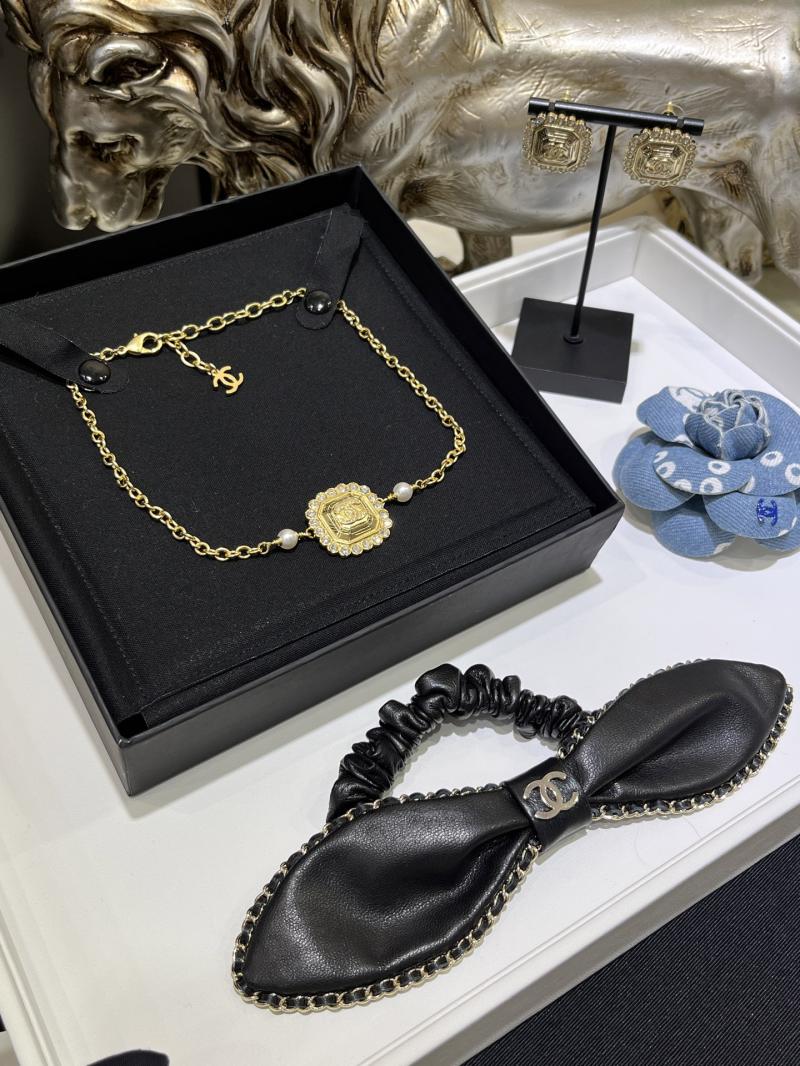 Chanel Necklace YCN102601