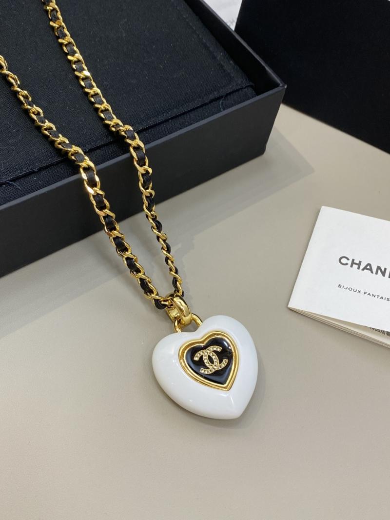 Chanel Necklace YCN111401