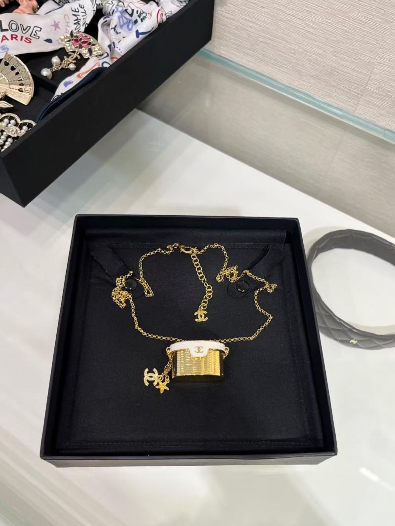Chanel Necklace YCN112308