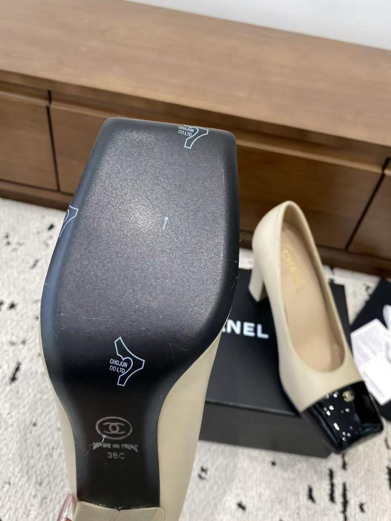 Chanel Pumps DCP111801