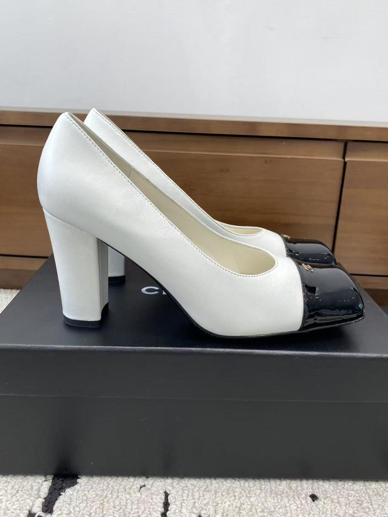 Chanel Pumps DCP111802