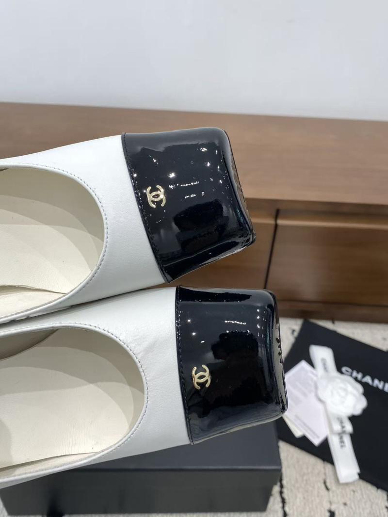 Chanel Pumps DCP111802