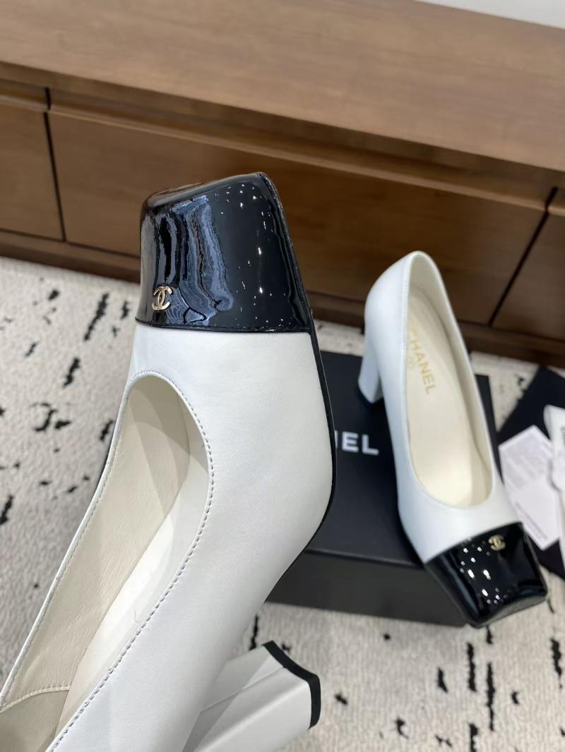 Chanel Pumps DCP111802
