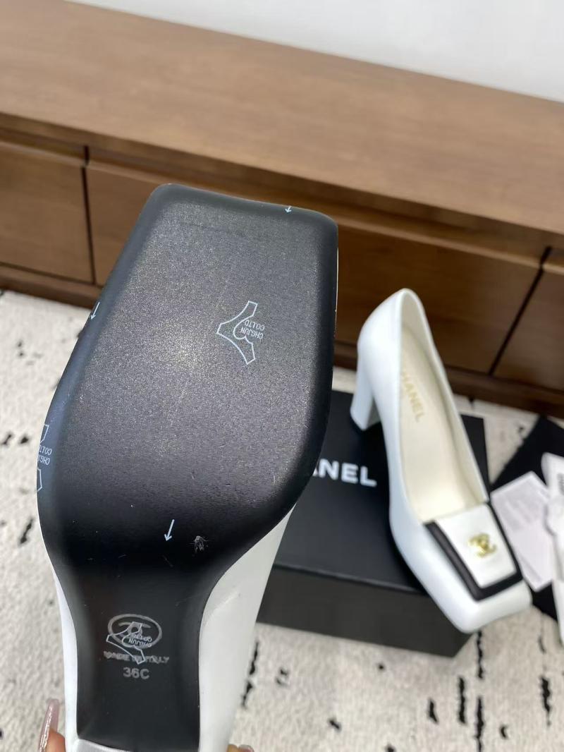 Chanel Pumps DCP111805