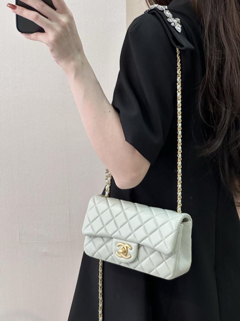 Chanel Small Flap Bag Light Green AS5759