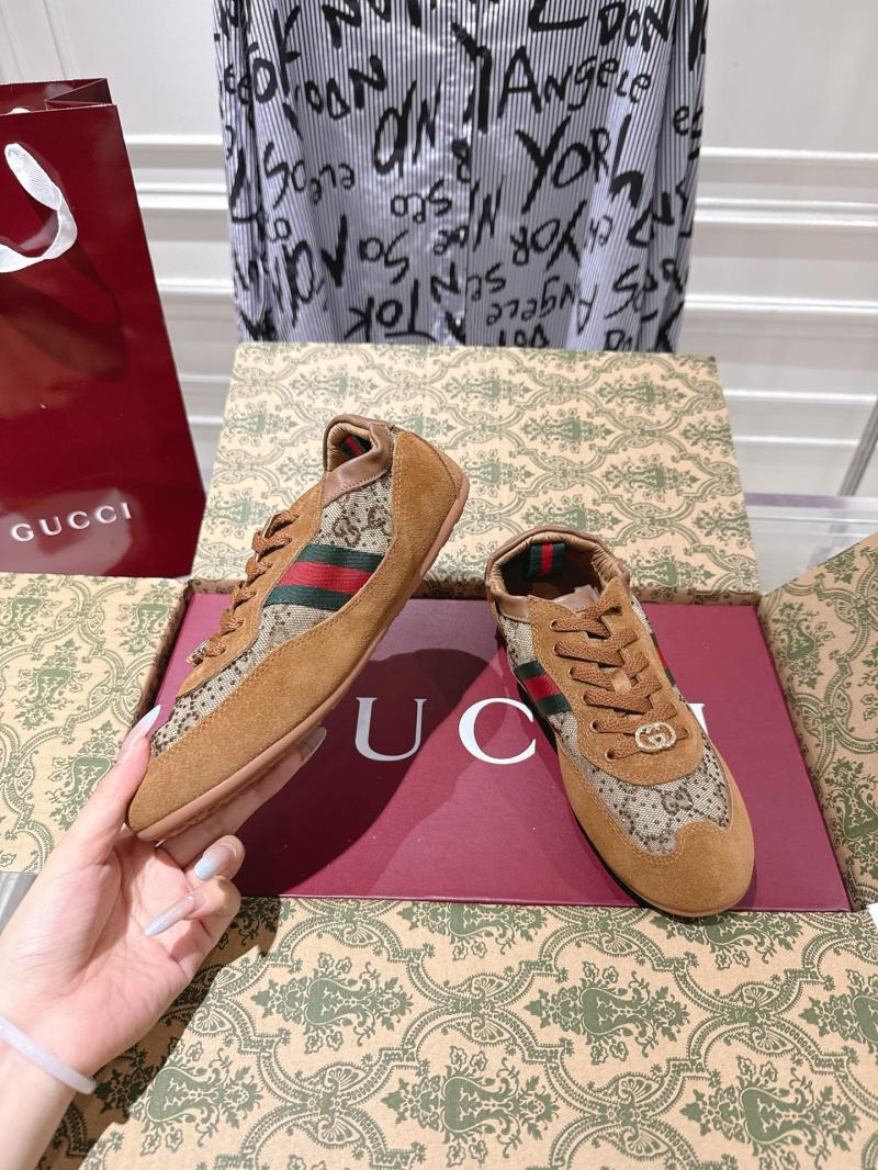 Gucci Sneakers DGS112001