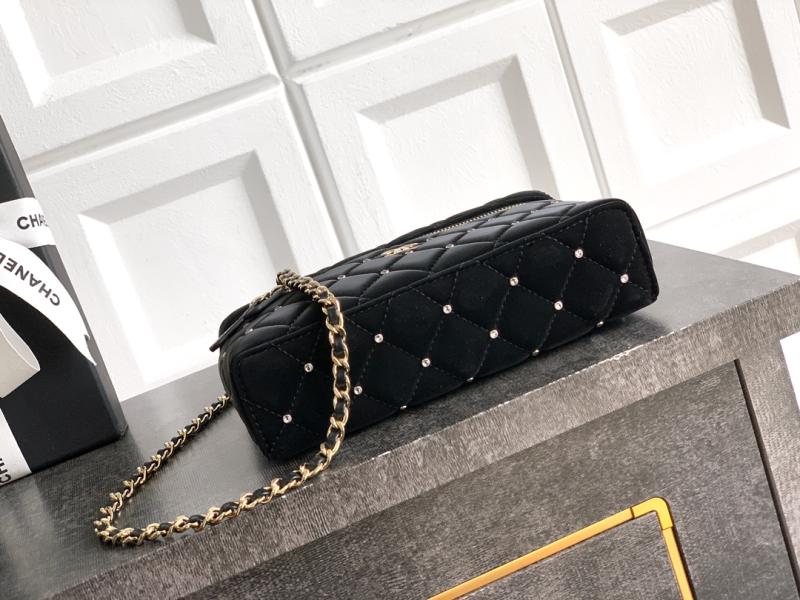 Chanel Velvet Vanity with Chain Black AP4860