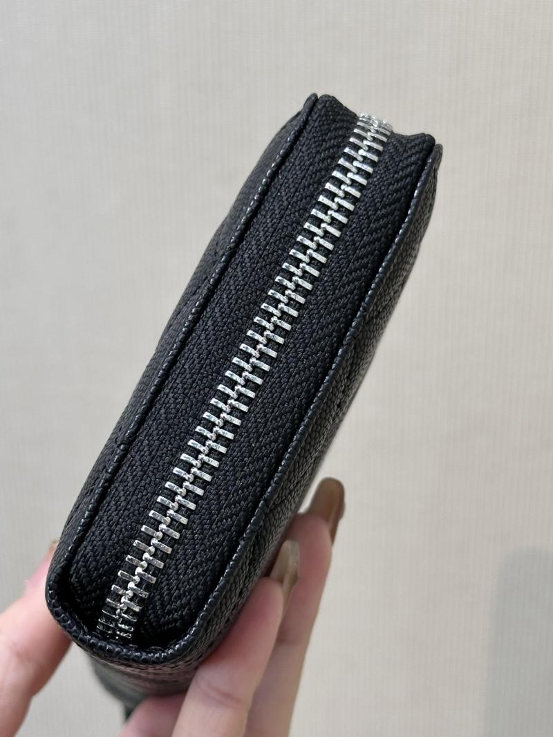 Chanel Zippy Wallet AP3276