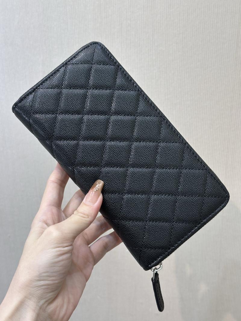 Chanel Zippy Wallet AP3276