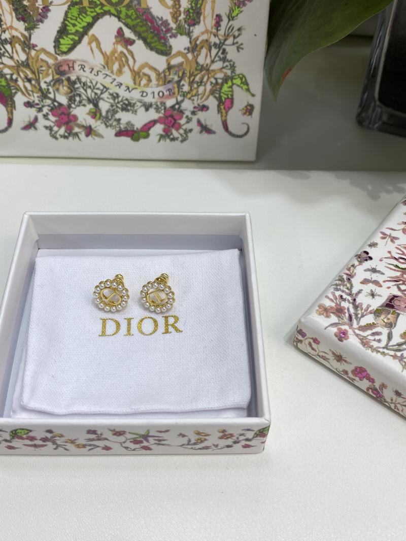 Dior Earrings YDE112308