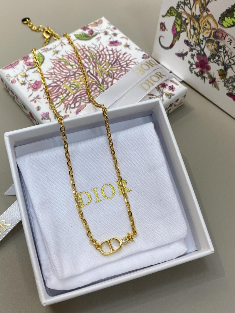 Dior Necklace YDN102601