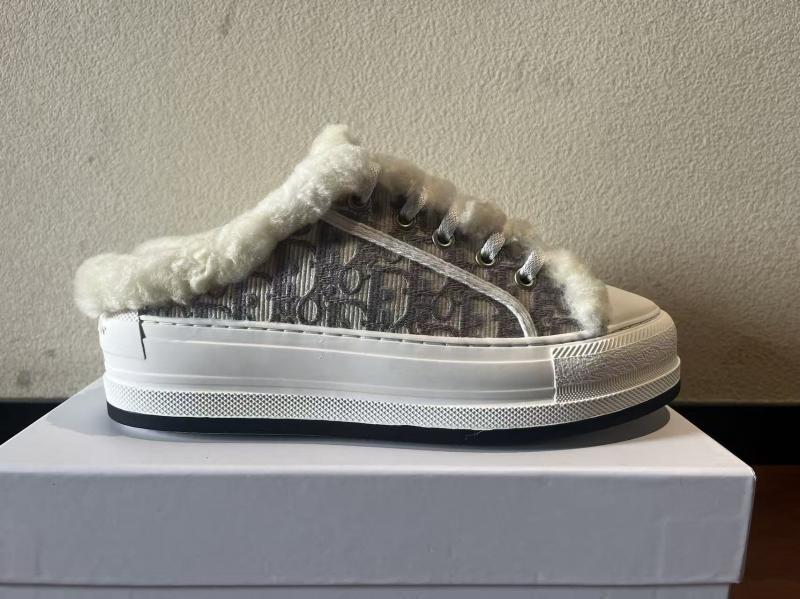 Dior Slippers SDS102901