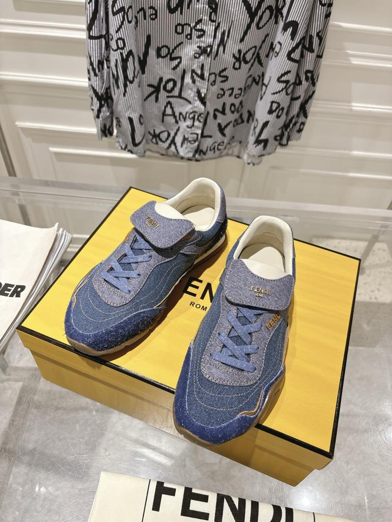 Fendi Unisex Sneakers DFS11101