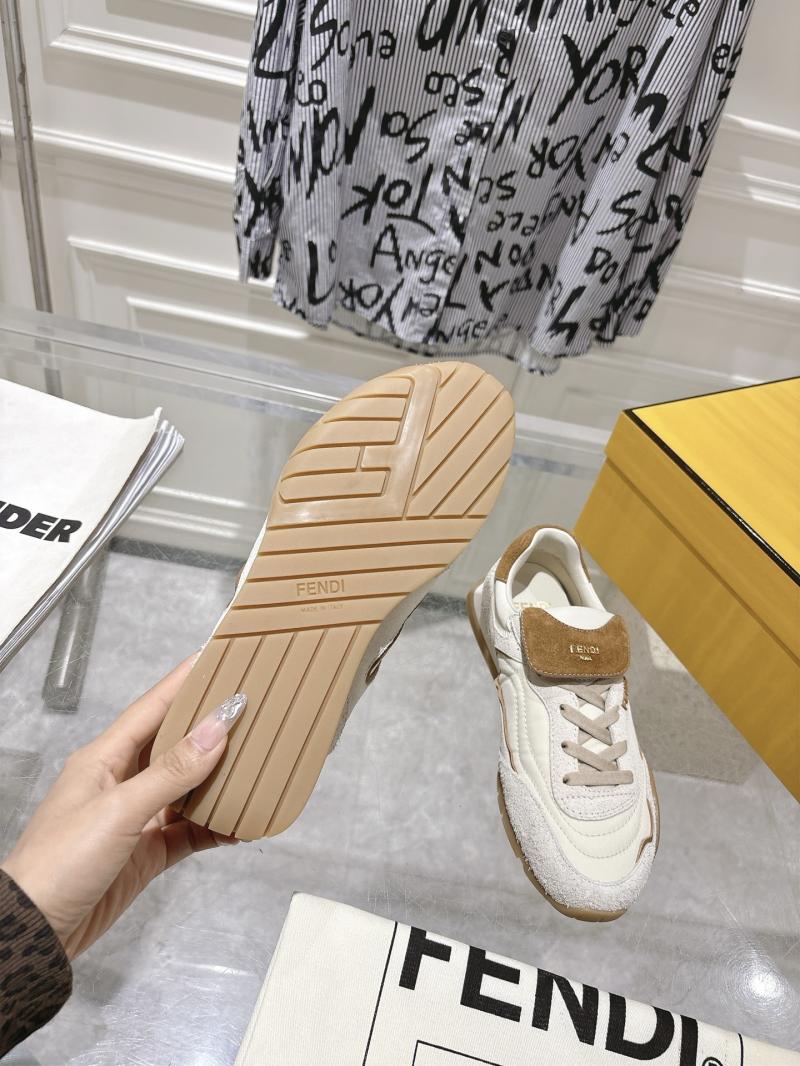 Fendi Unisex Sneakers DFS11102