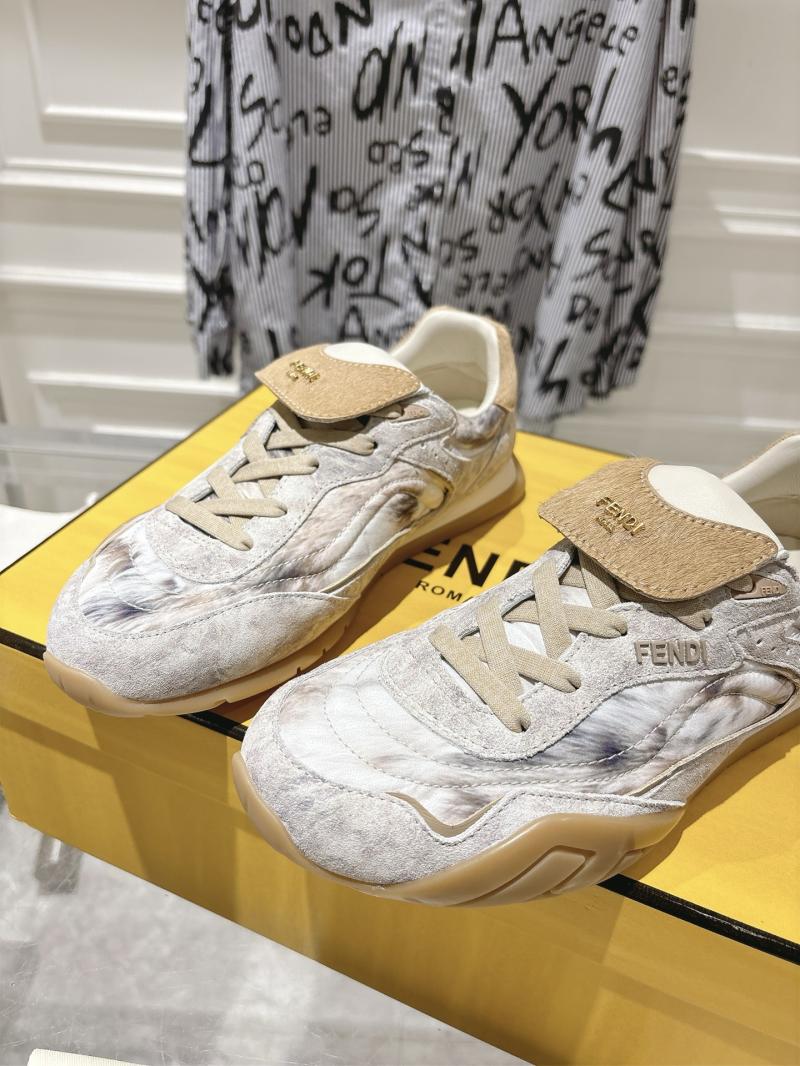 Fendi Unisex Sneakers DFS11103