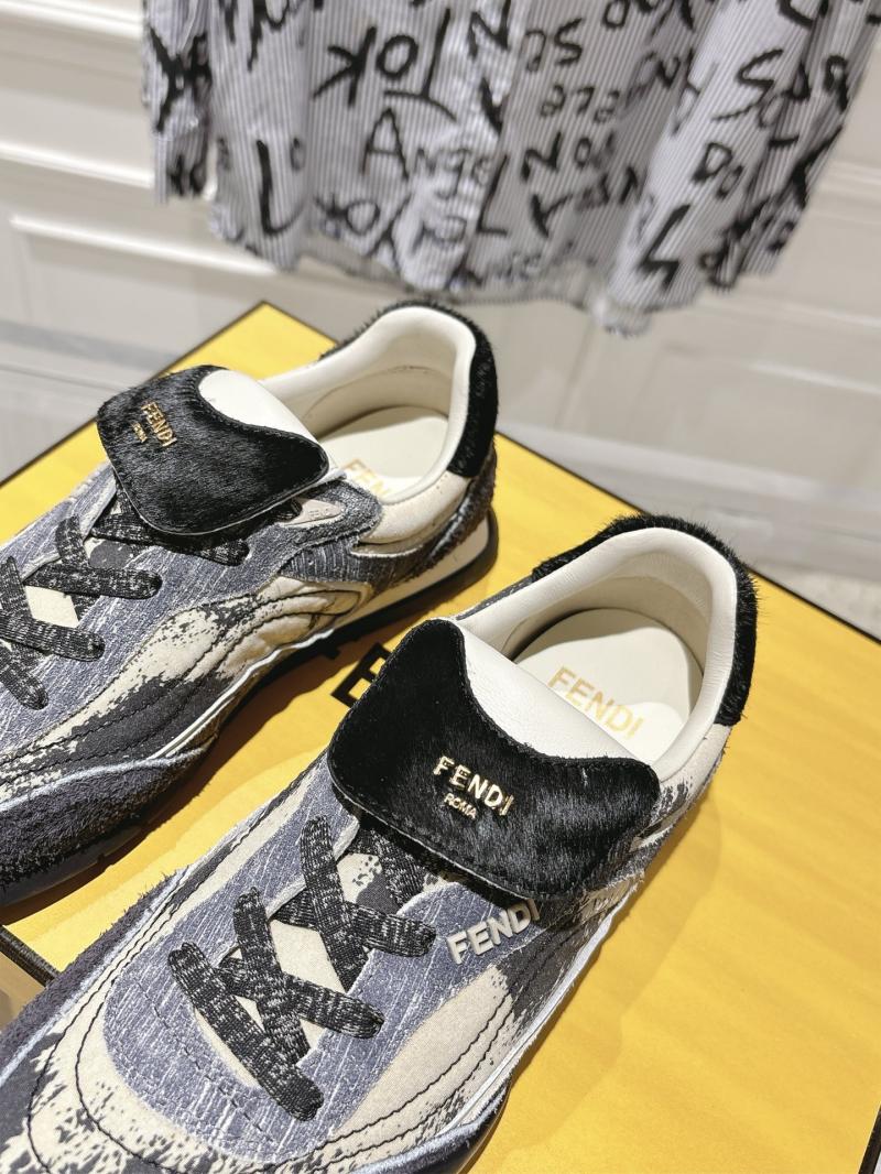 Fendi Unisex Sneakers DFS11106
