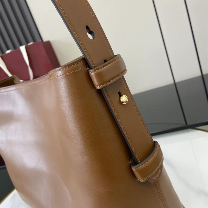 Gucci Beatrix medium tote bag Brown 850926