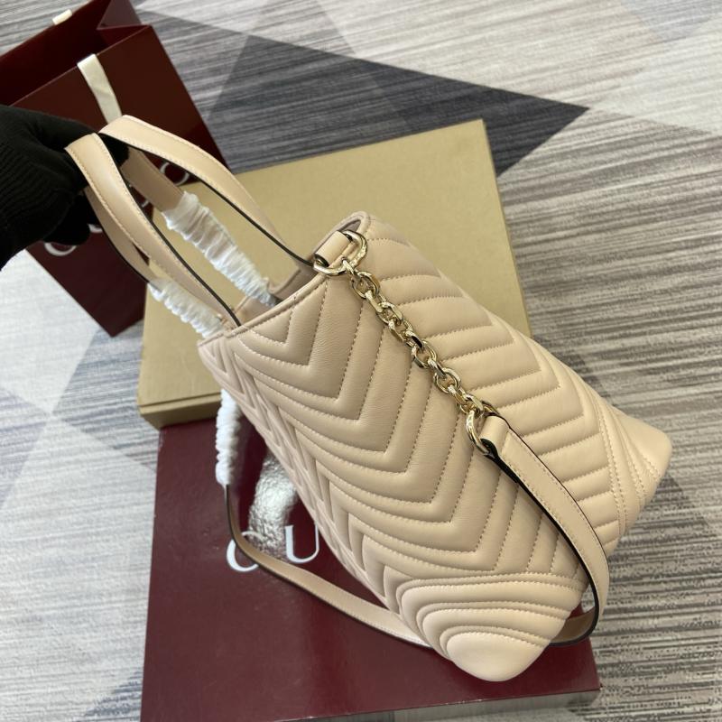 Gucci Betty medium tote bag Beige 847387