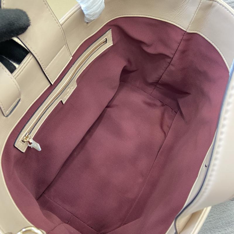 Gucci Betty medium tote bag Beige 847387