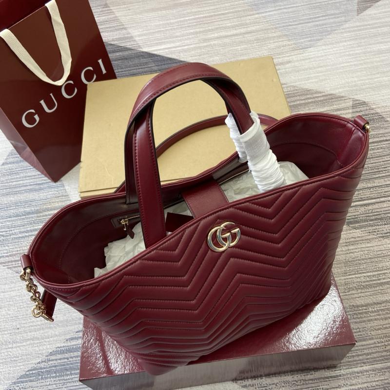 Gucci Betty medium tote bag Red 847387