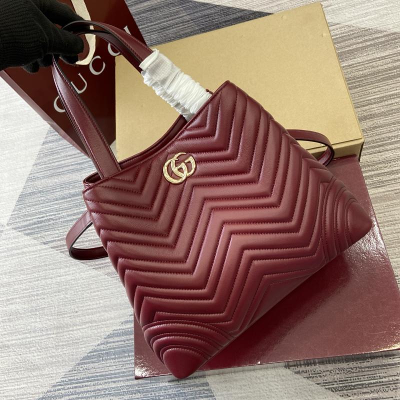 Gucci Betty medium tote bag Red 847387