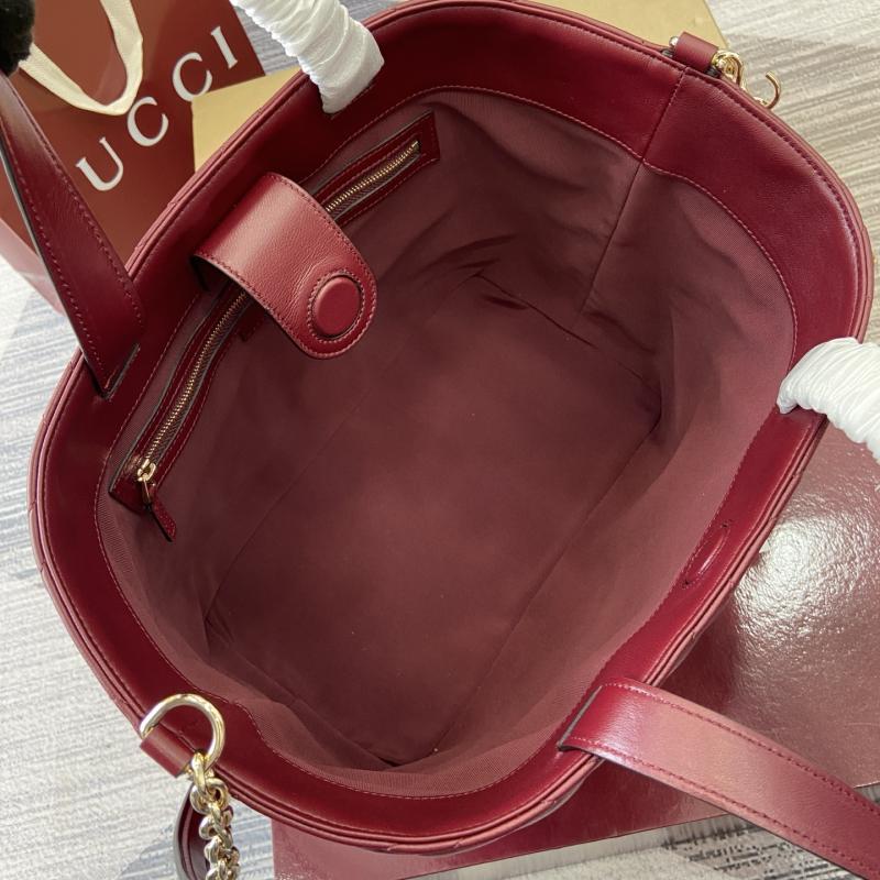 Gucci Betty medium tote bag Red 847387