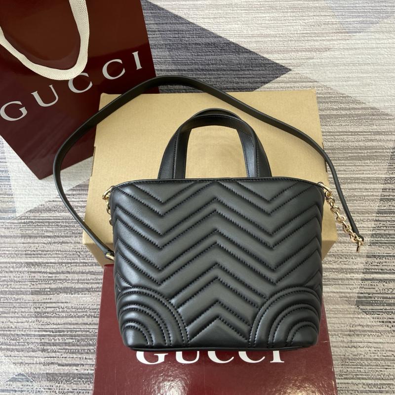 Gucci Betty small tote bag Black 847386