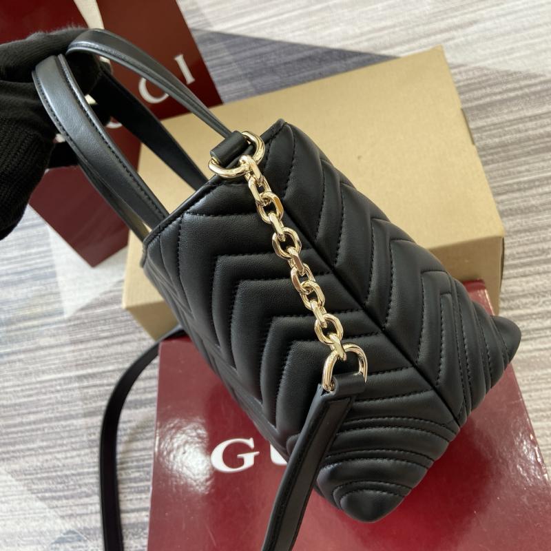 Gucci Betty small tote bag Black 847386