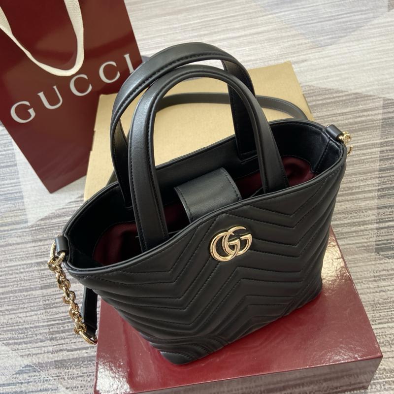 Gucci Betty small tote bag Black 847386