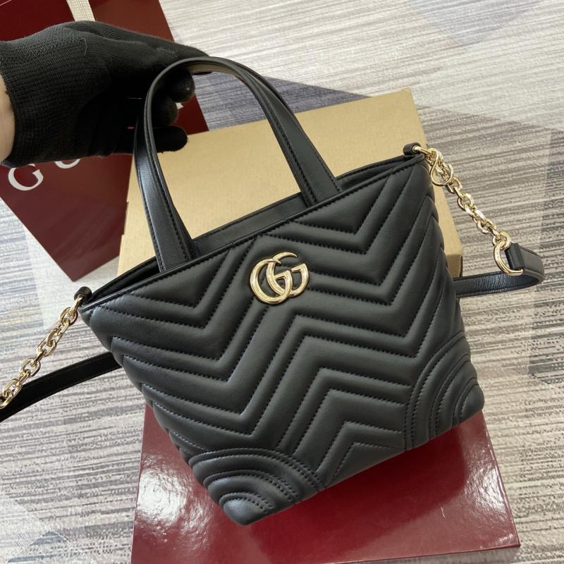 Gucci Betty small tote bag Black 847386