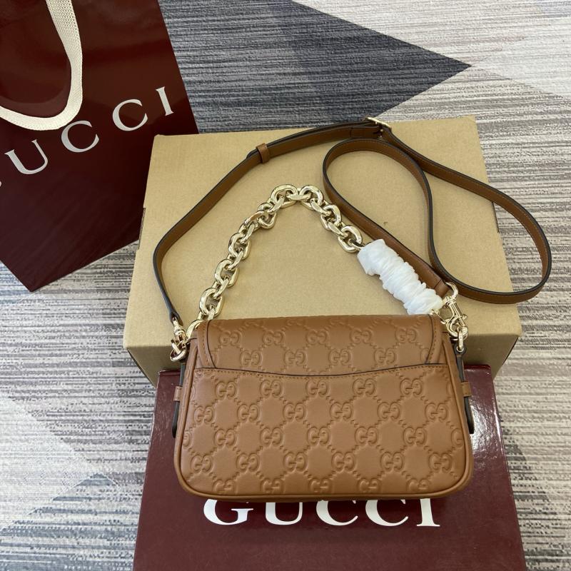 Gucci GG Emblem small shoulder bag Brown 847448