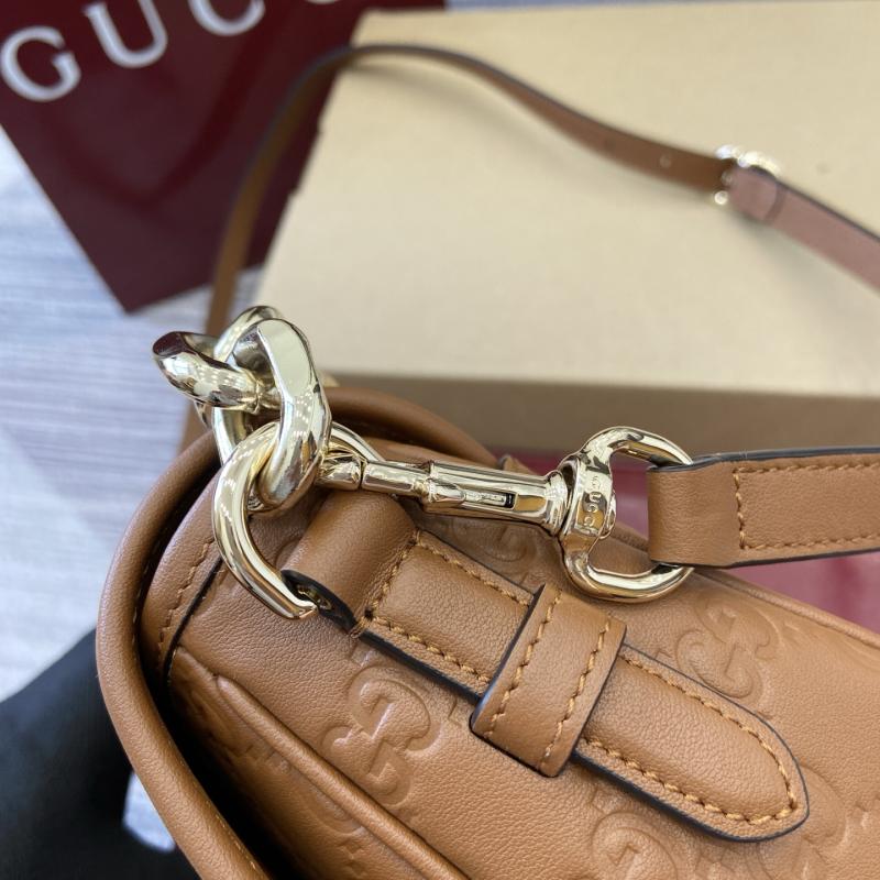 Gucci GG Emblem small shoulder bag Brown 847448