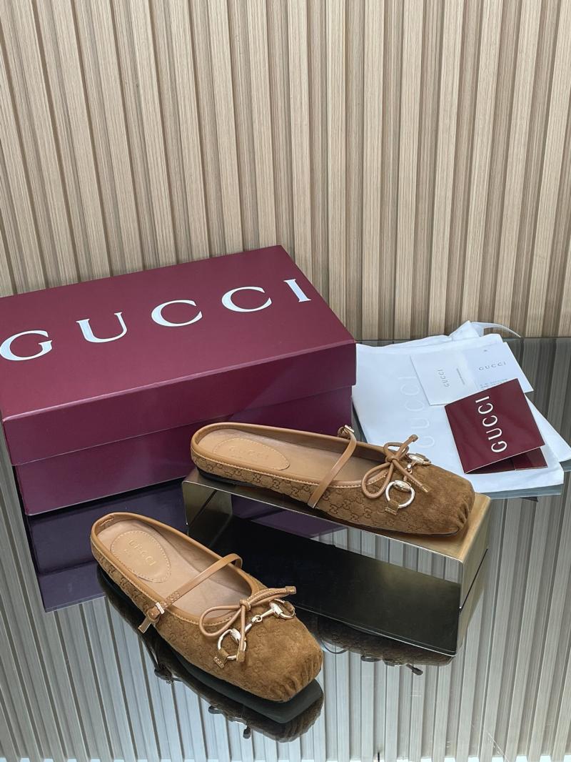 Gucci Slippers SGS102401
