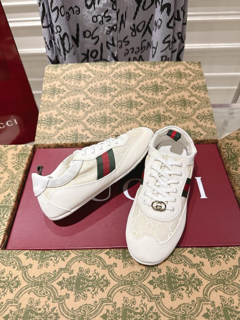 Gucci Sneakers DGS112004