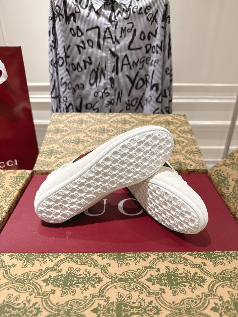 Gucci Sneakers DGS112004