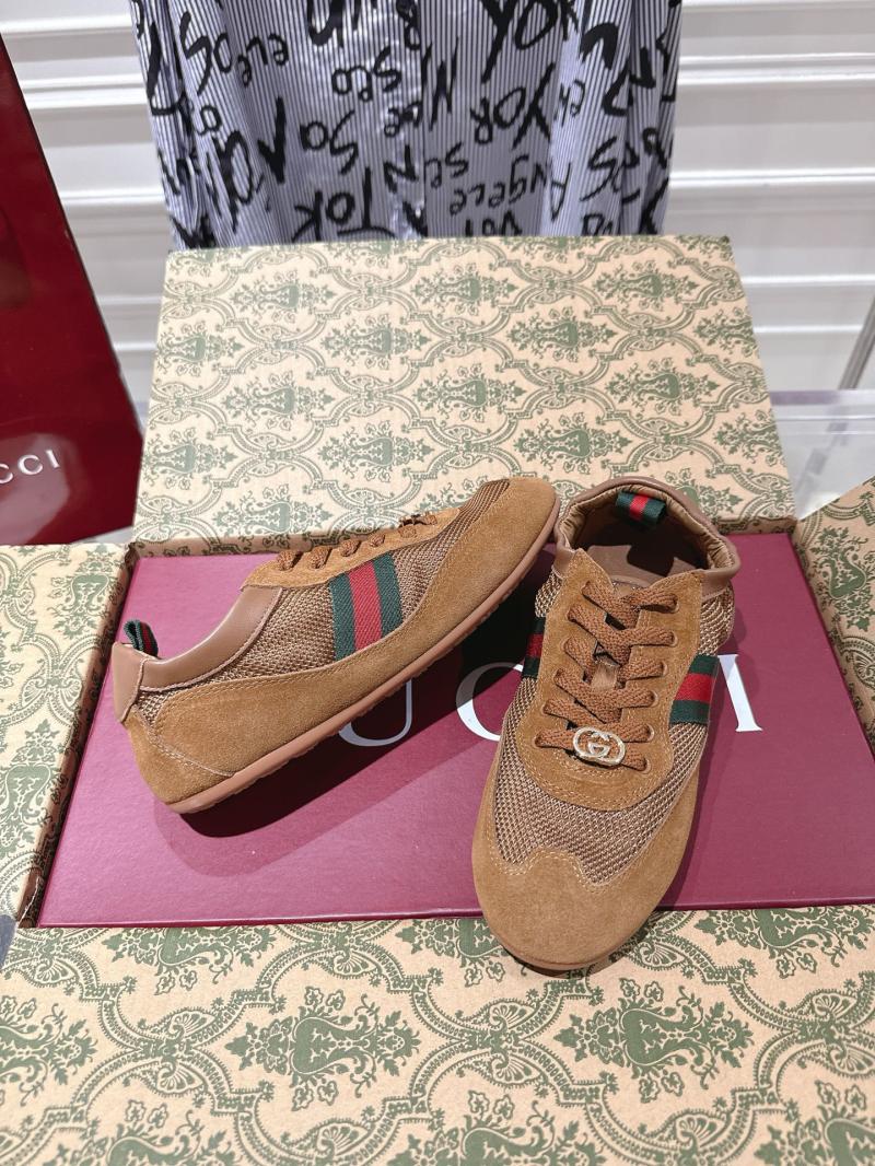 Gucci Sneakers DGS112005
