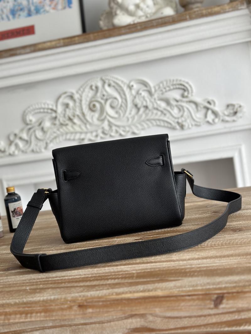 Hermes Kelly Messenger Bag Black with Gold HM1030